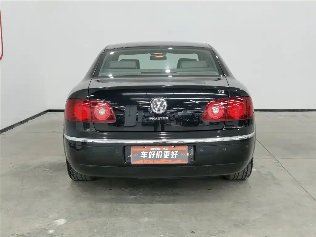 Volkswagen Phaeton 2009 Model 3.6L V6 5-seat Extended Comfort фото 4