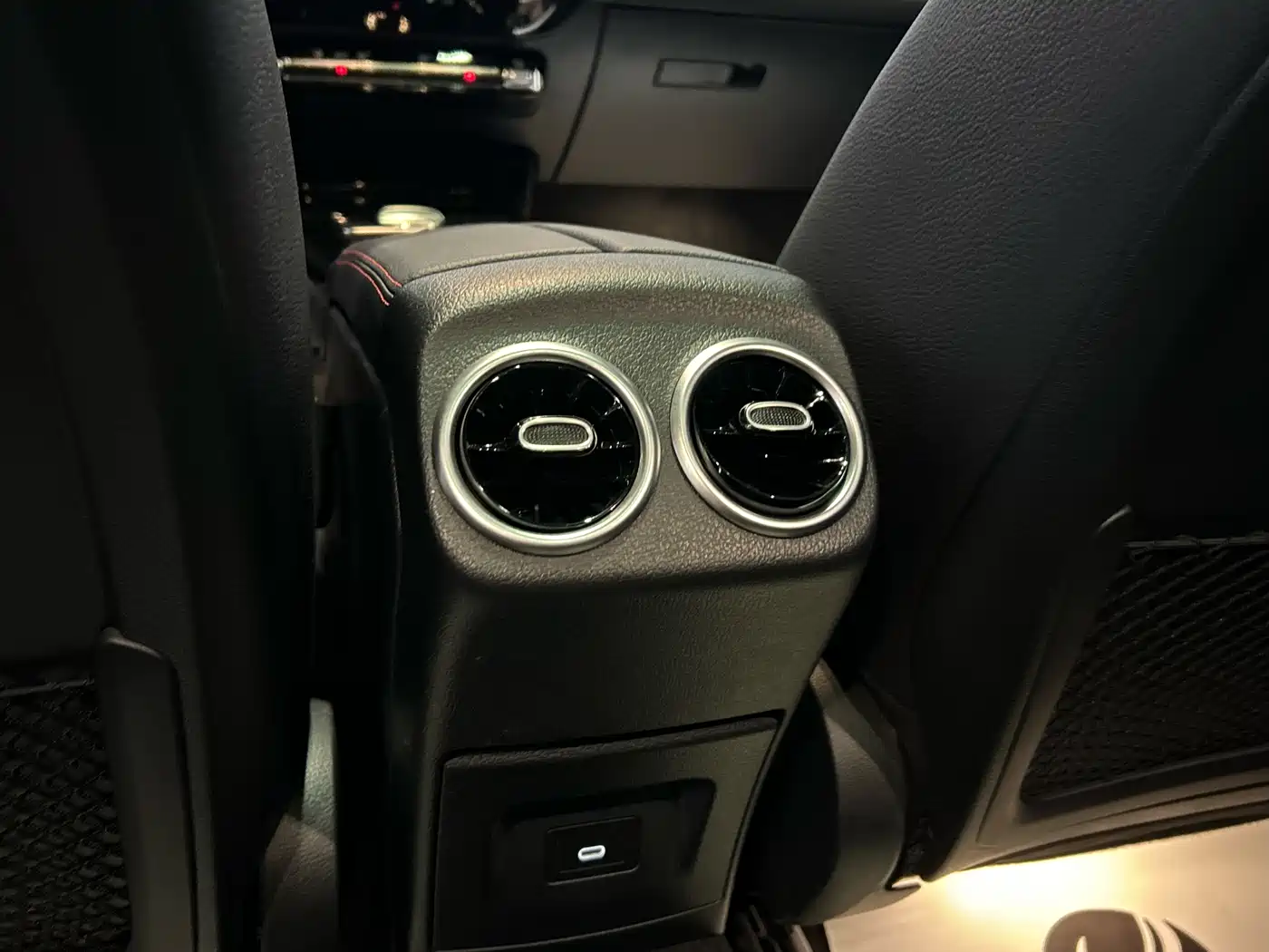 Mercedes-Benz A-Class 2024 Facelift A 200 L Fashion фото 19