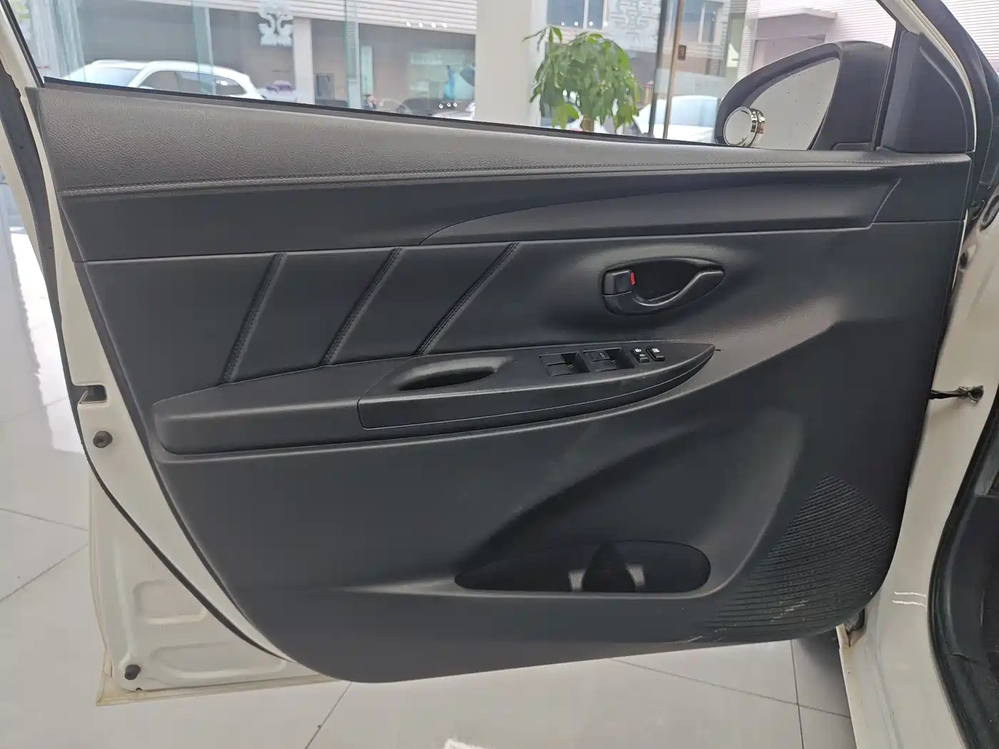 Toyota Vios FS 2017 1.5L CVT Fengchi Edition фото 13