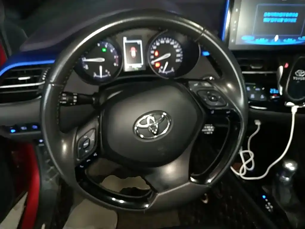Toyota C-HR 2020 2020 Model 2.0L Luxury