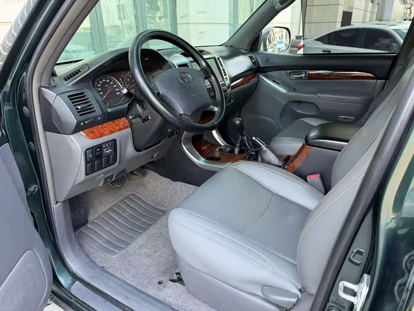 Toyota Prado (Import) 2004 GX 2.7 Automatic фото 7