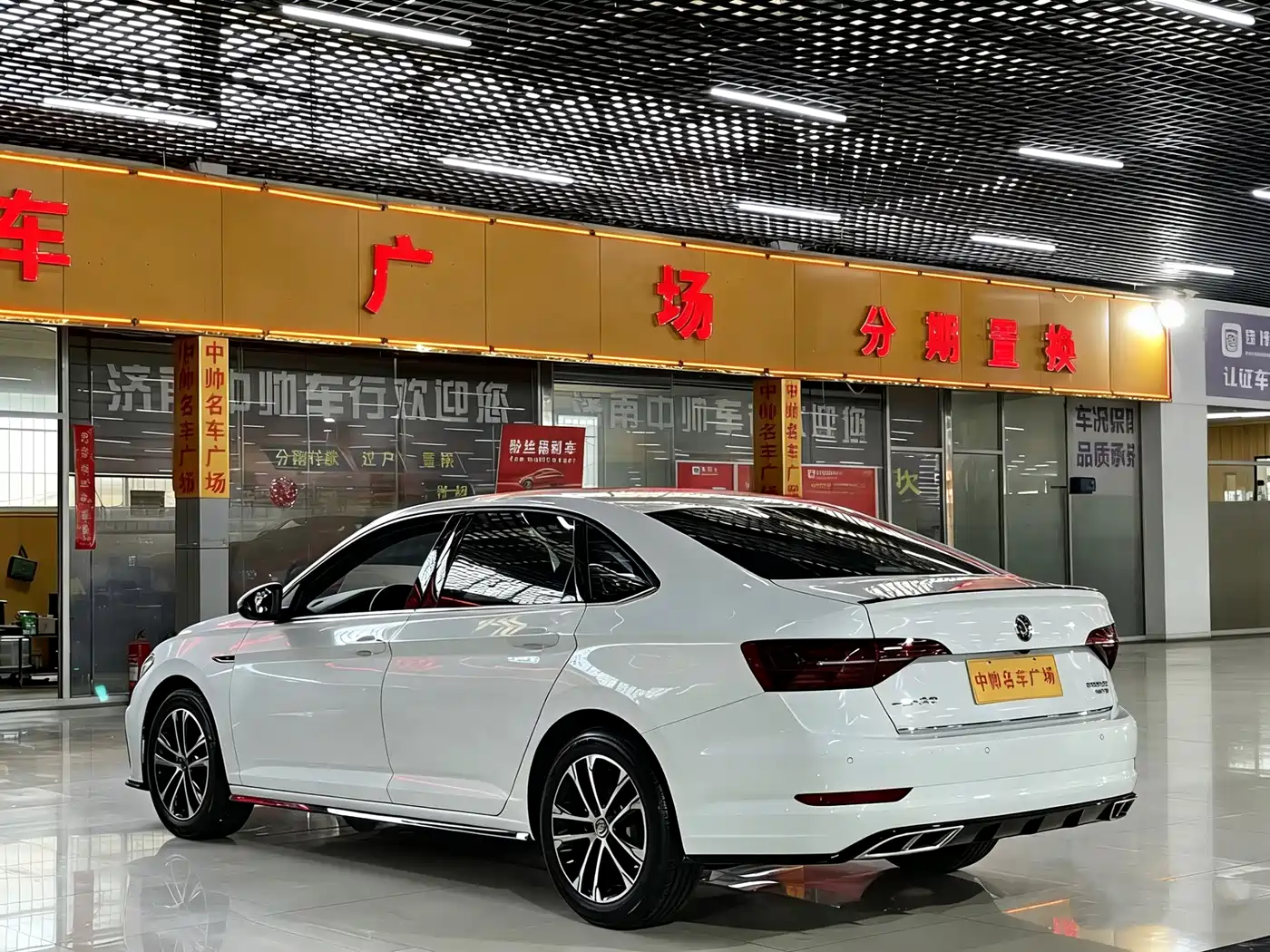 Volkswagen Sagitar 2019 280TSI DSG R-Line China V фото 6