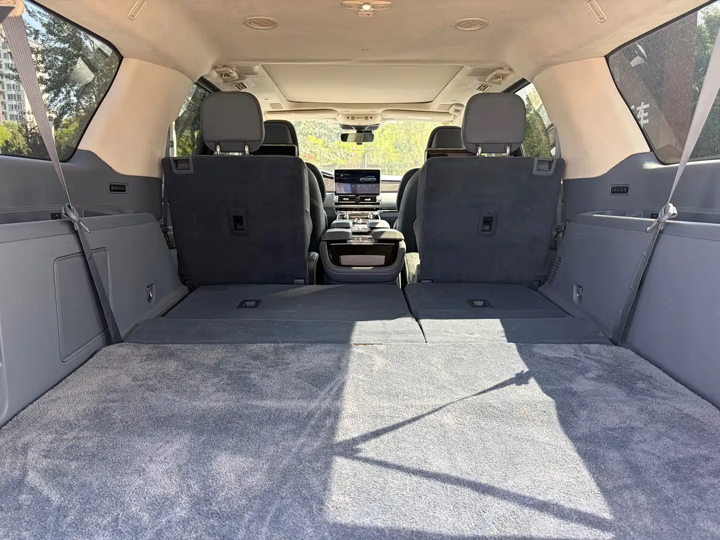 Lincoln Navigator 2024 2022 3.5T Presidential Edition