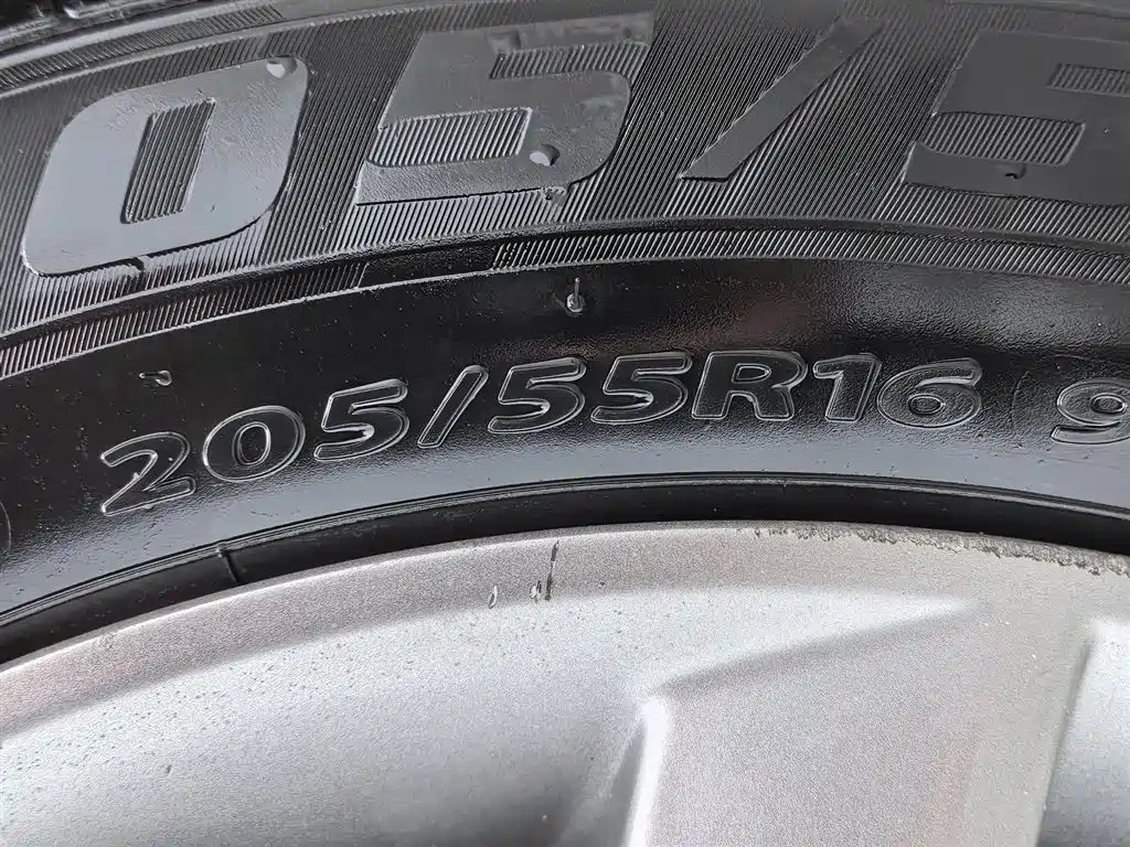 Hyundai Langdong 2015 1.6L Manual Trend фото 24