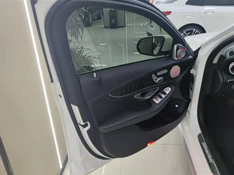Mercedes-Benz C-Class 2019 Facelift C 260 L Sport фото 7