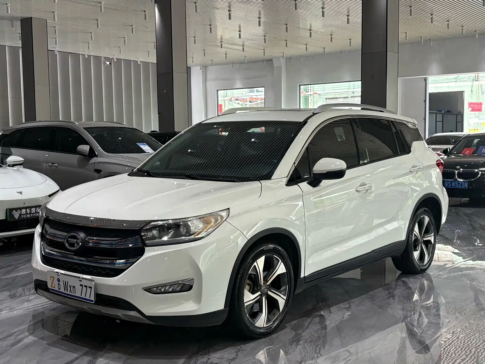 Фото 1 - GAC Group Shirui PHEV