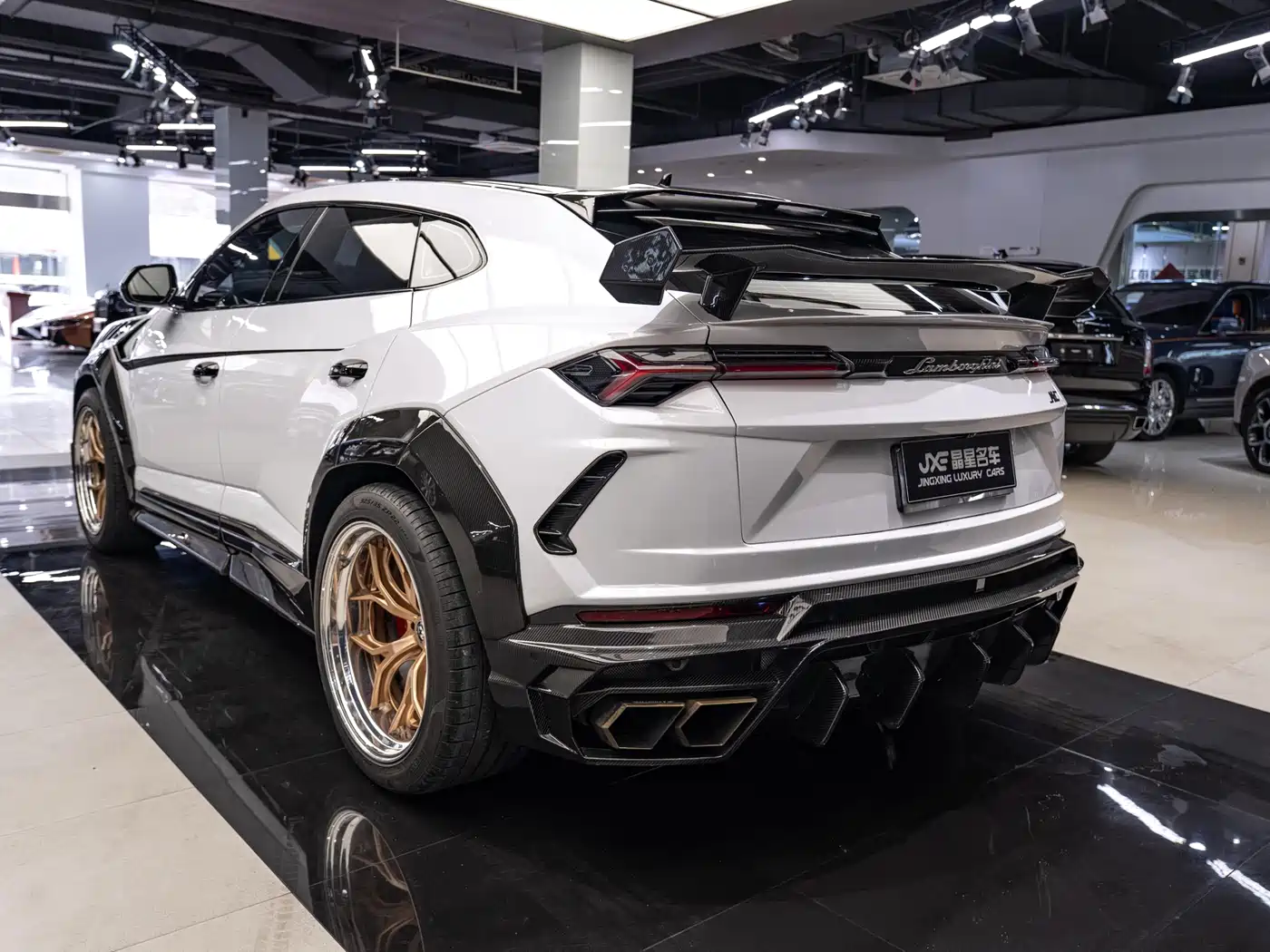 Lamborghini Urus 2018 4.0T V8 фото 15