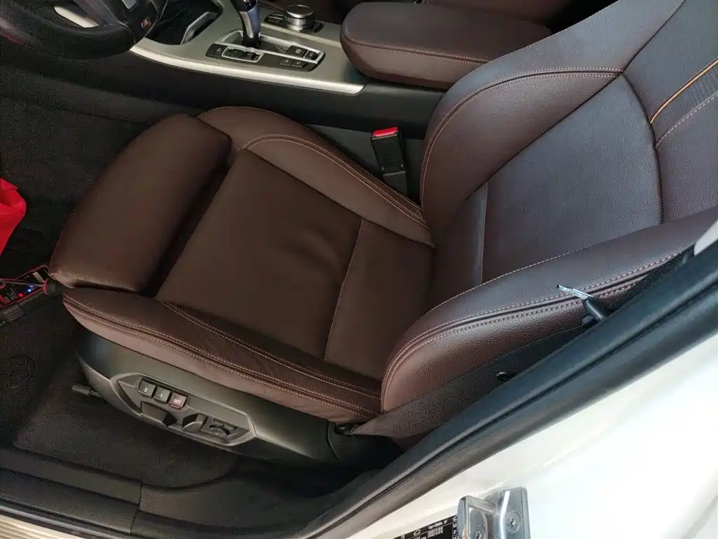 BMW X4 2016 Model xDrive20i M Sport фото 15
