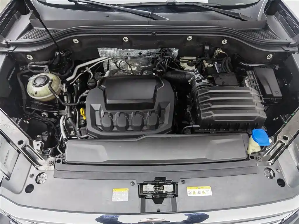 Volkswagen Teramont 2023 330TSI FWD Premium Luxury Edition фото 6