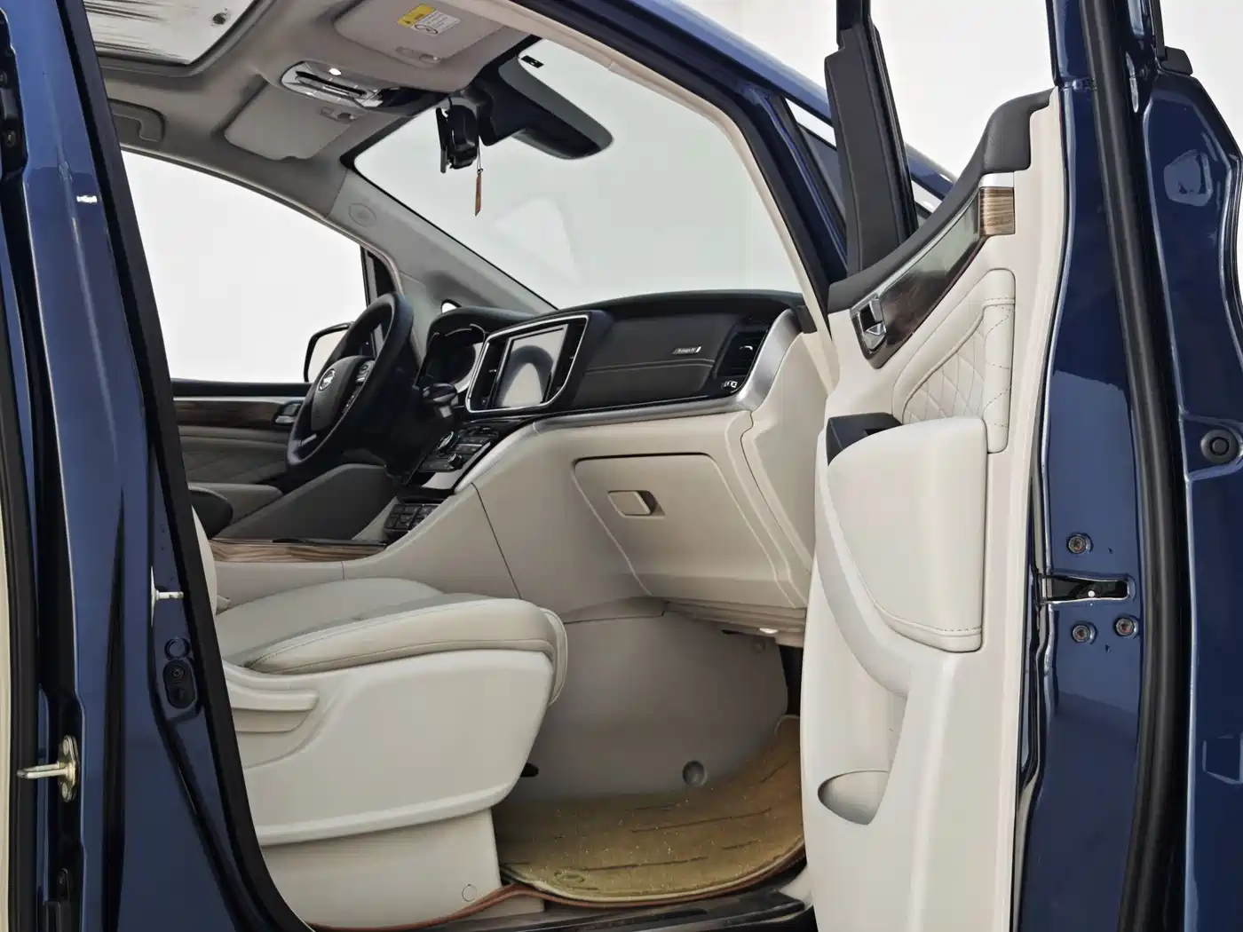 GAC Trumpchi Trumpchi M8 2018 320T Premium Edition фото 30