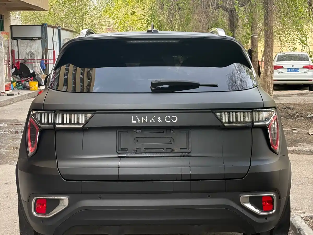 Lynk & Co 01 2017 2.0T 2WD Pro Version фото 8