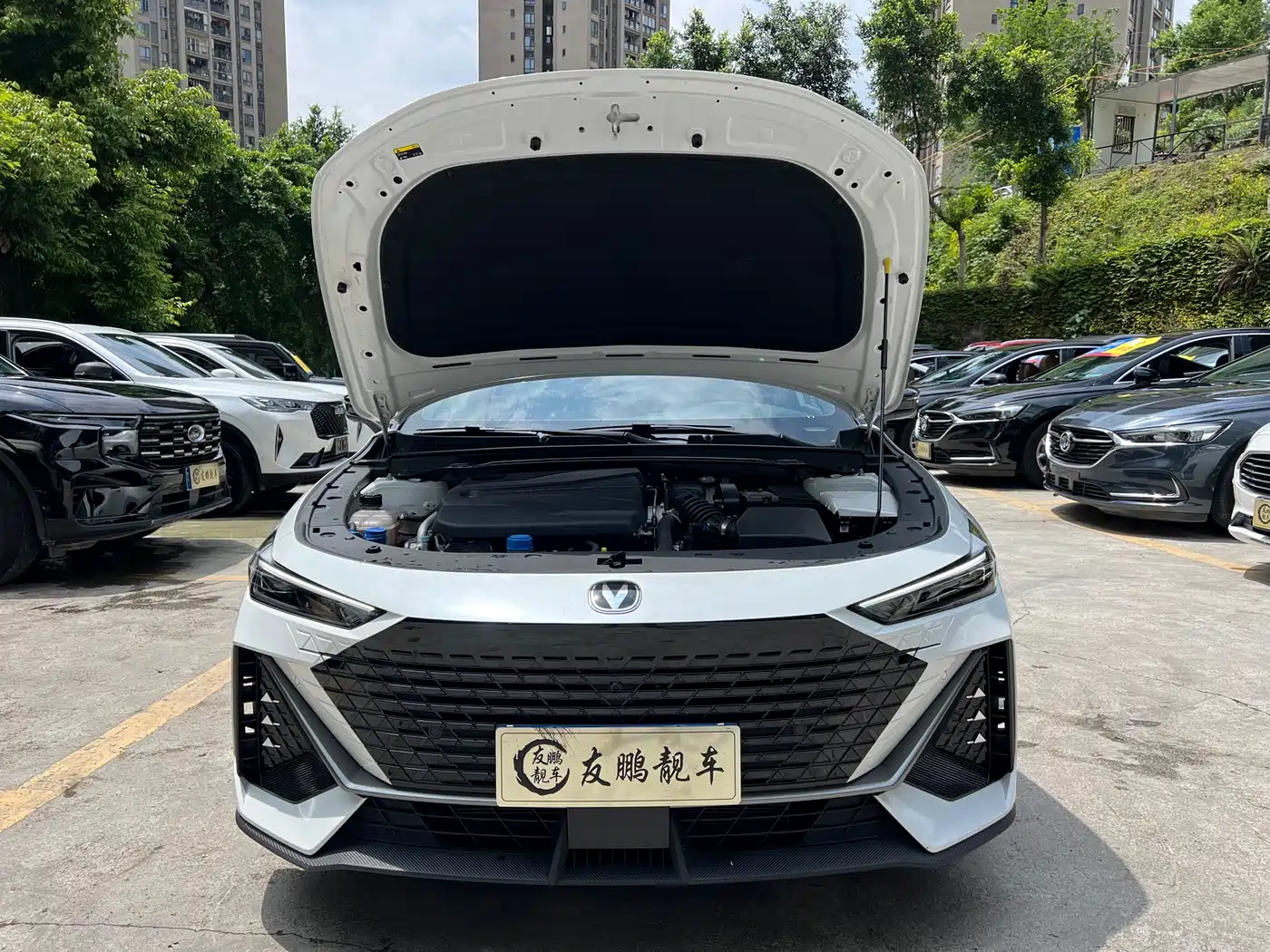 CHANGAN UNI-V