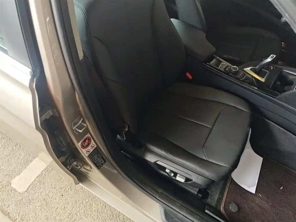 BMW 3 Series 2017 320Li Fashion фото 25