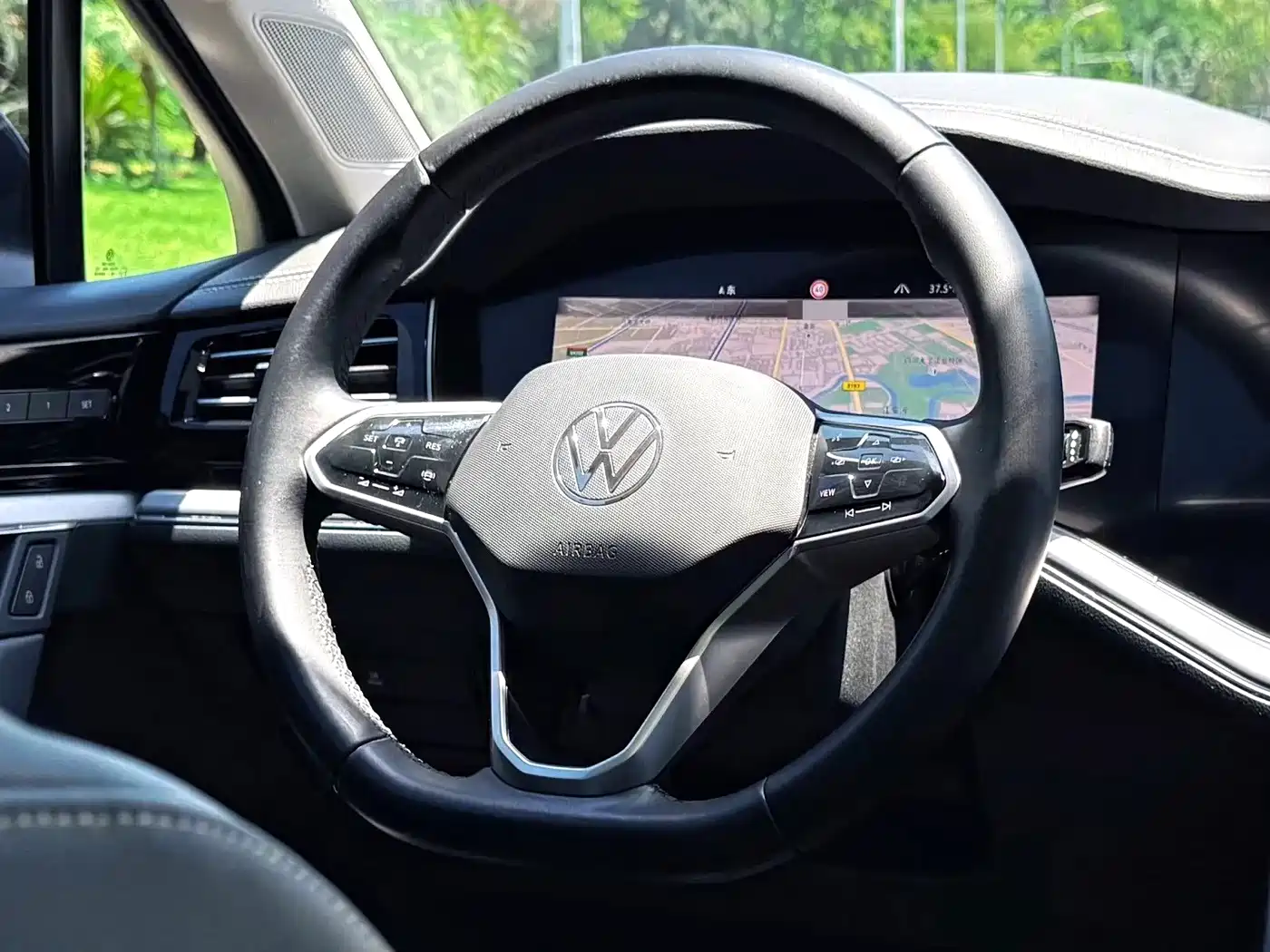 Volkswagen Touareg 2021 2021 3.0TSI Sharp Edition with Gloss Black Sports Package