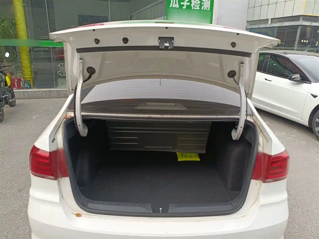 Volkswagen Santana 2019 1.5L Manual Trend China VI фото 9