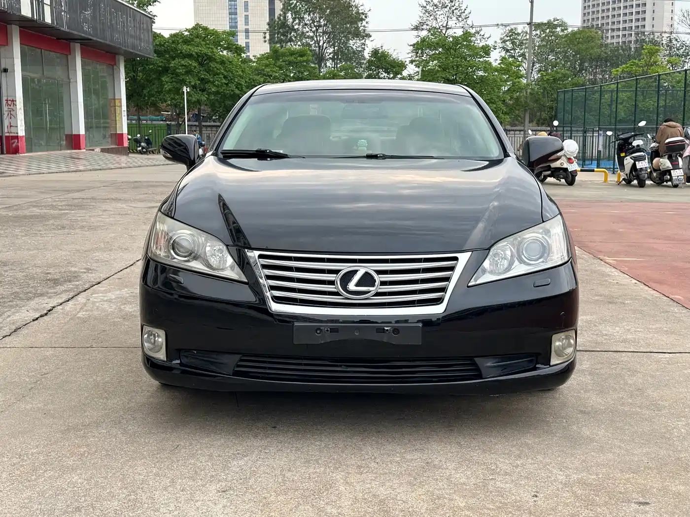 Lexus ES 2012 240 Special Limited Edition фото 2