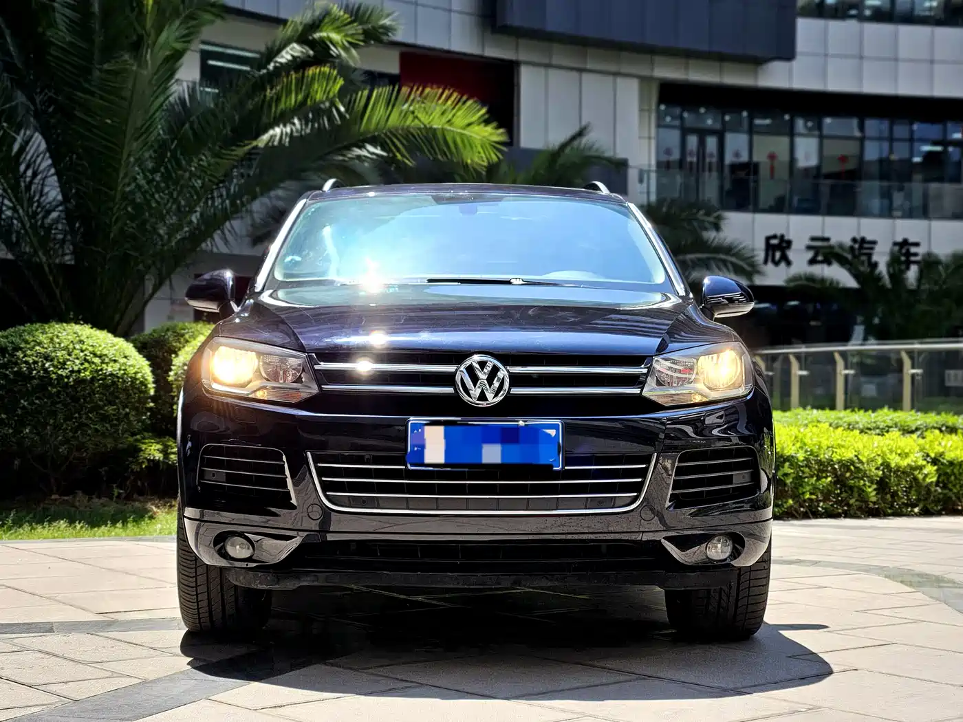 Volkswagen Touareg 2014 3.0TSI New Edge Edition фото 2