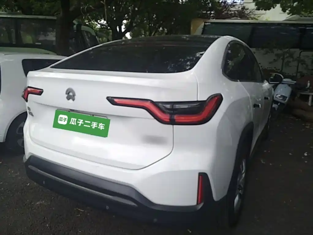 Фото 7 - NIO EC6