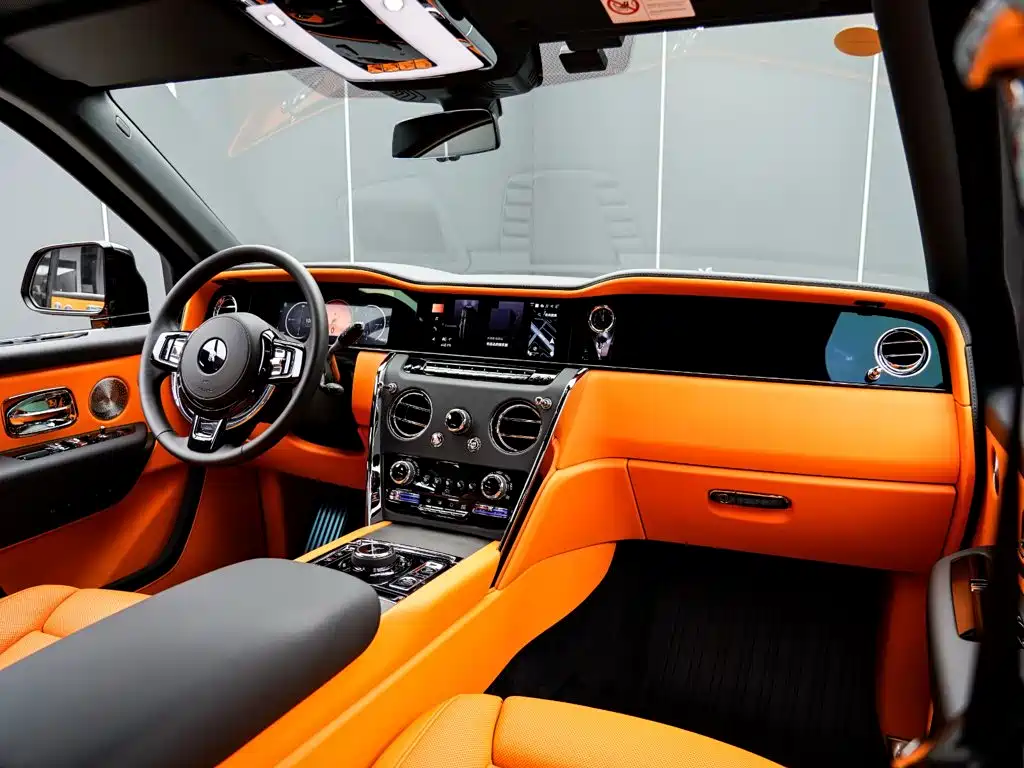Rolls-Royce Cullinan 2025 2024 4-Seater