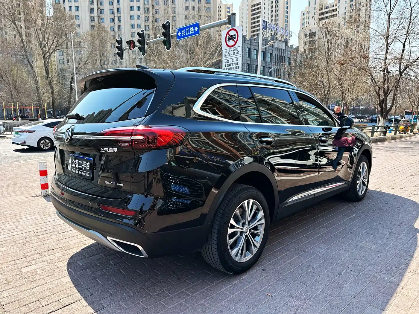 Buick Envision Plus 2022 Enclave Plus 652T 5-Seater AWD Luxury фото 4