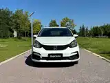 Фото 2 - Honda Fit