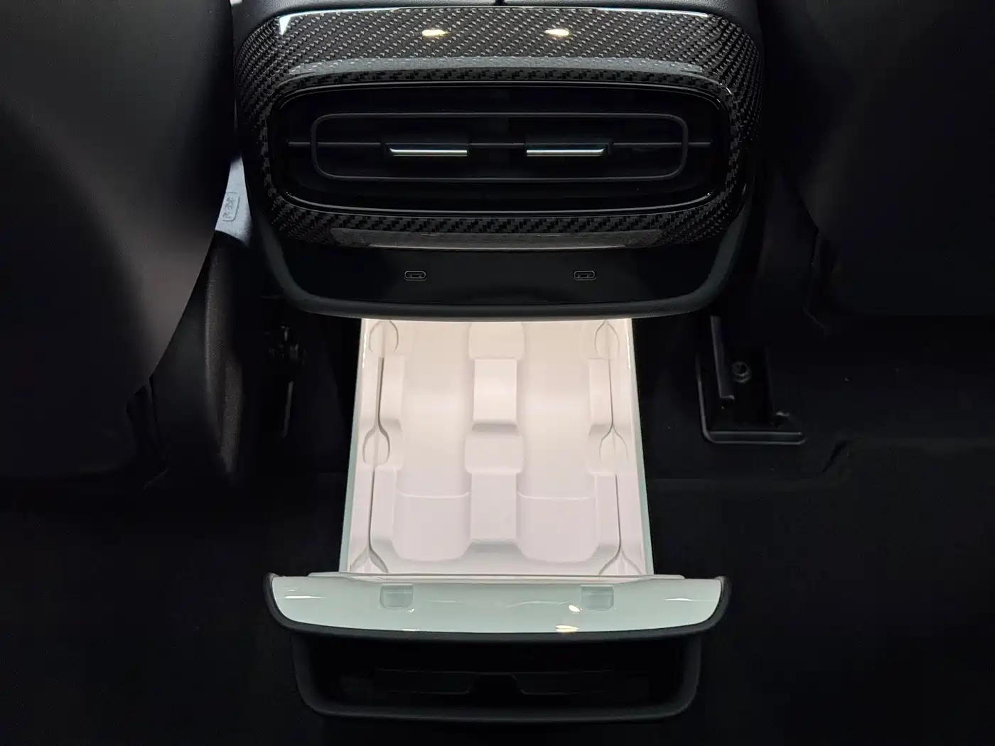 XIAOMI CAR XIAOMI SU7 ULTRA