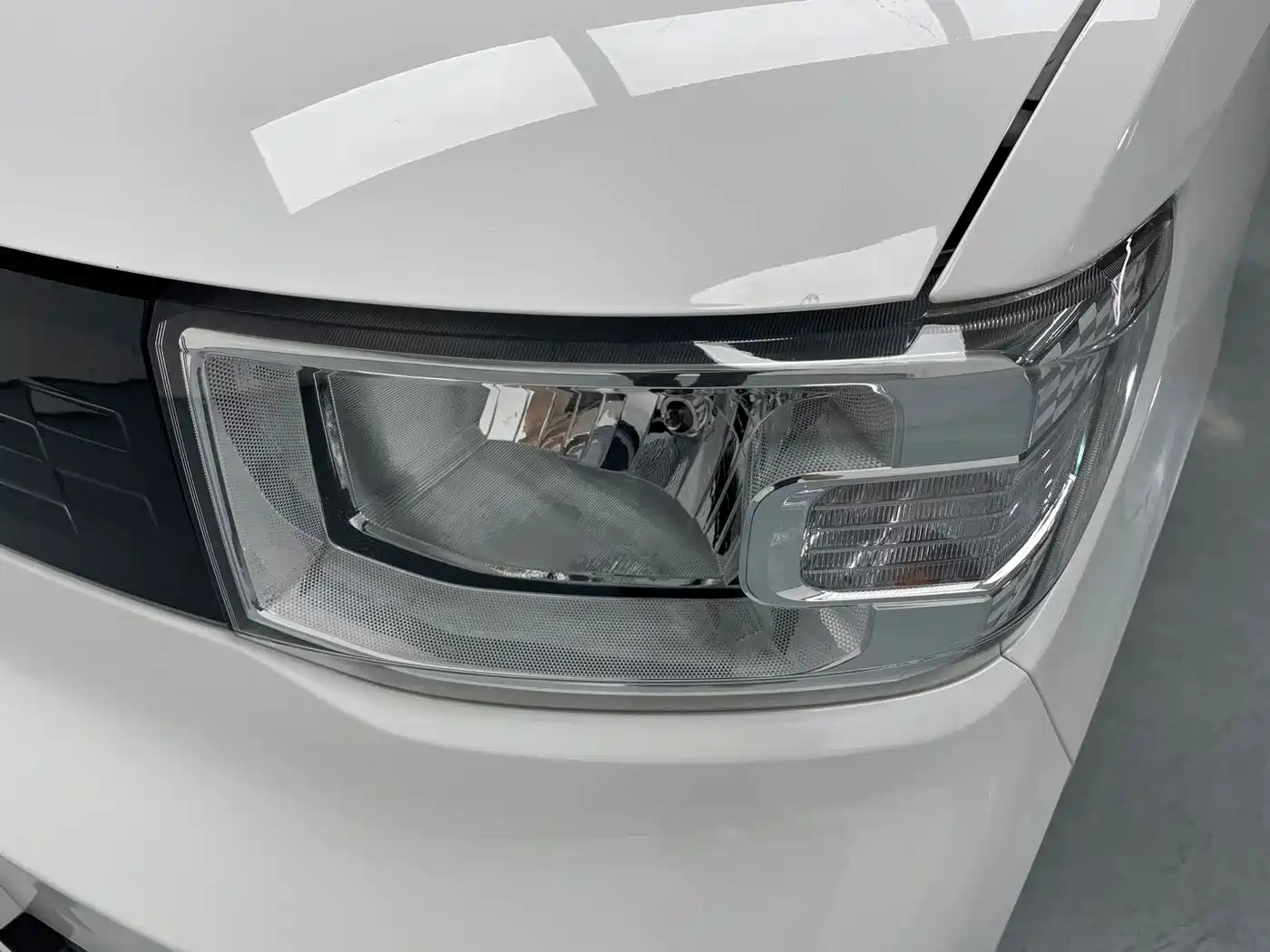 Photo 17 - Wuling Motors Hongguang MINIEV