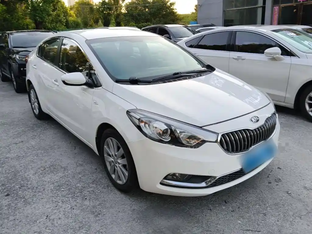 Photo 4 - Kia K3