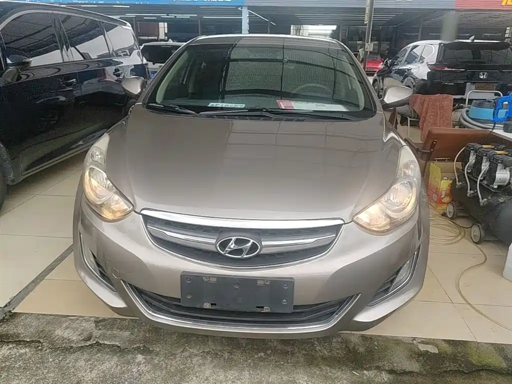 Hyundai Langdong 2015 1.6L Auto Trend фото 3