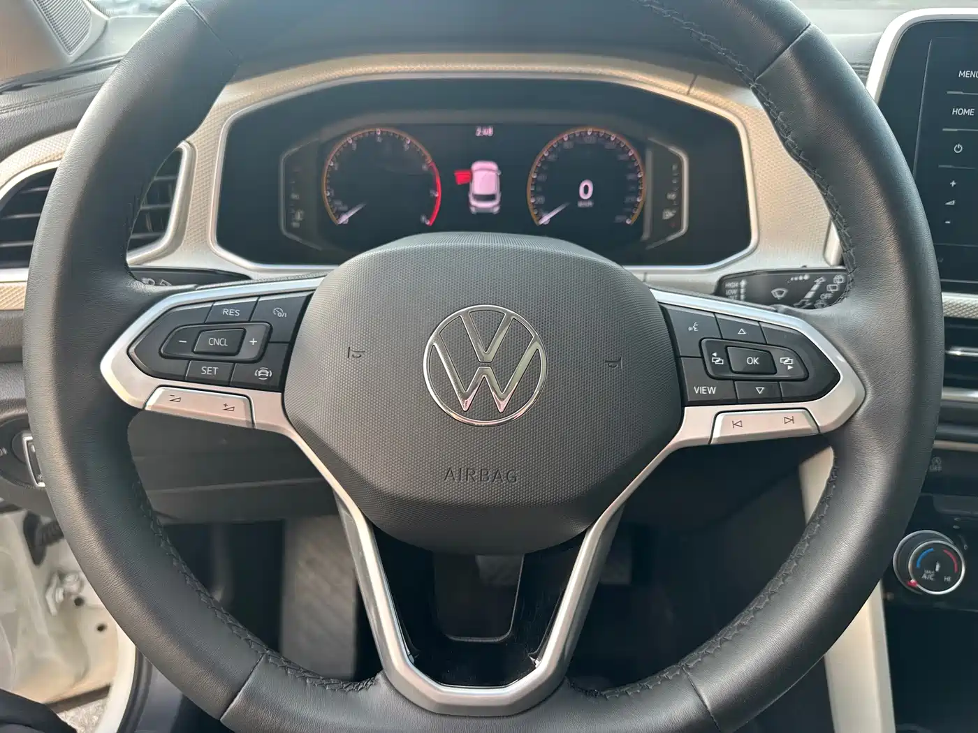 Volkswagen T-Roc, миниатюра 14