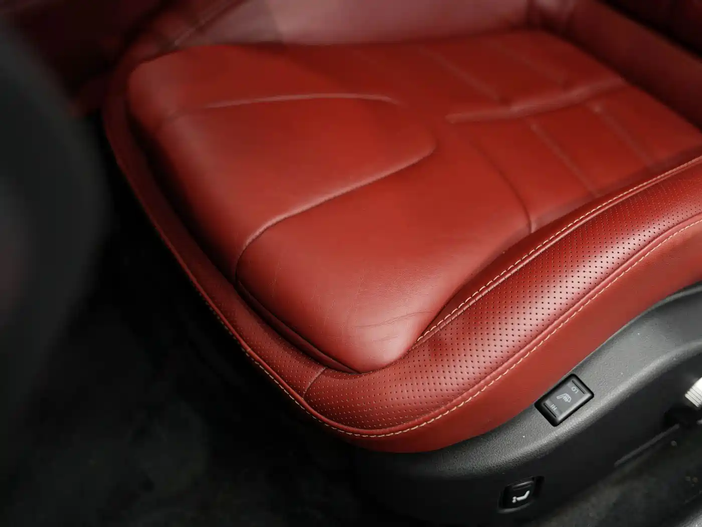 Nissan GT-R 2014 2014 3.8T Premium Edition (Brown-Red Interior)