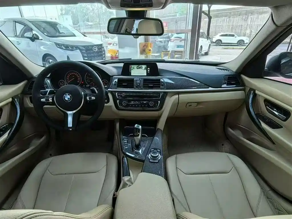 BMW 3 Series 2016 320Li Fashion Model фото 7