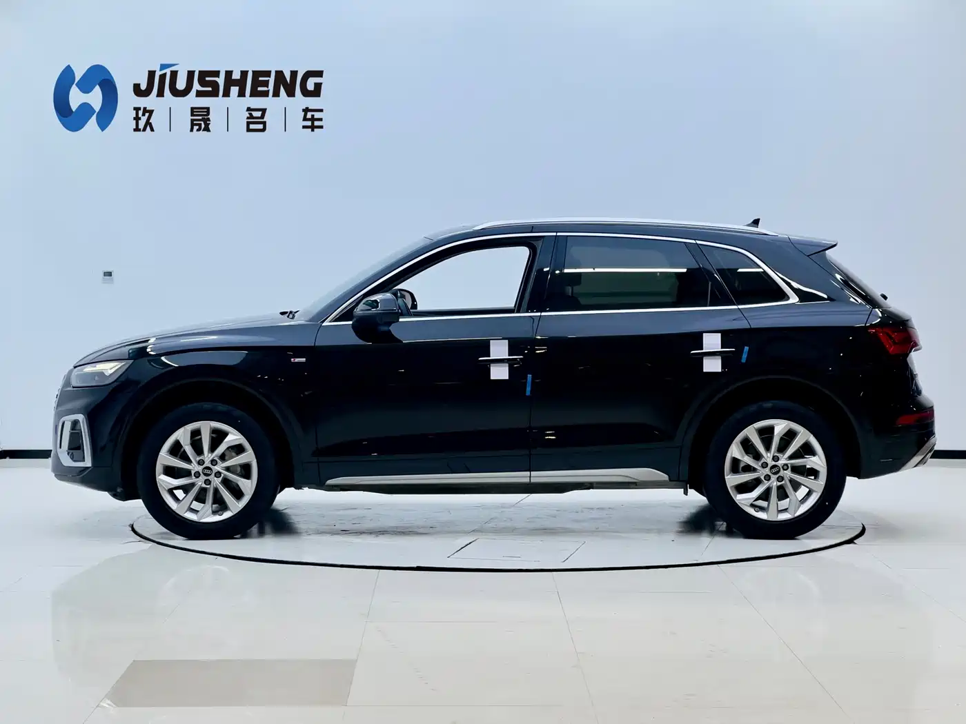 Audi Q5L 2022 Facelift 40T Luxury Dynamic фото 3