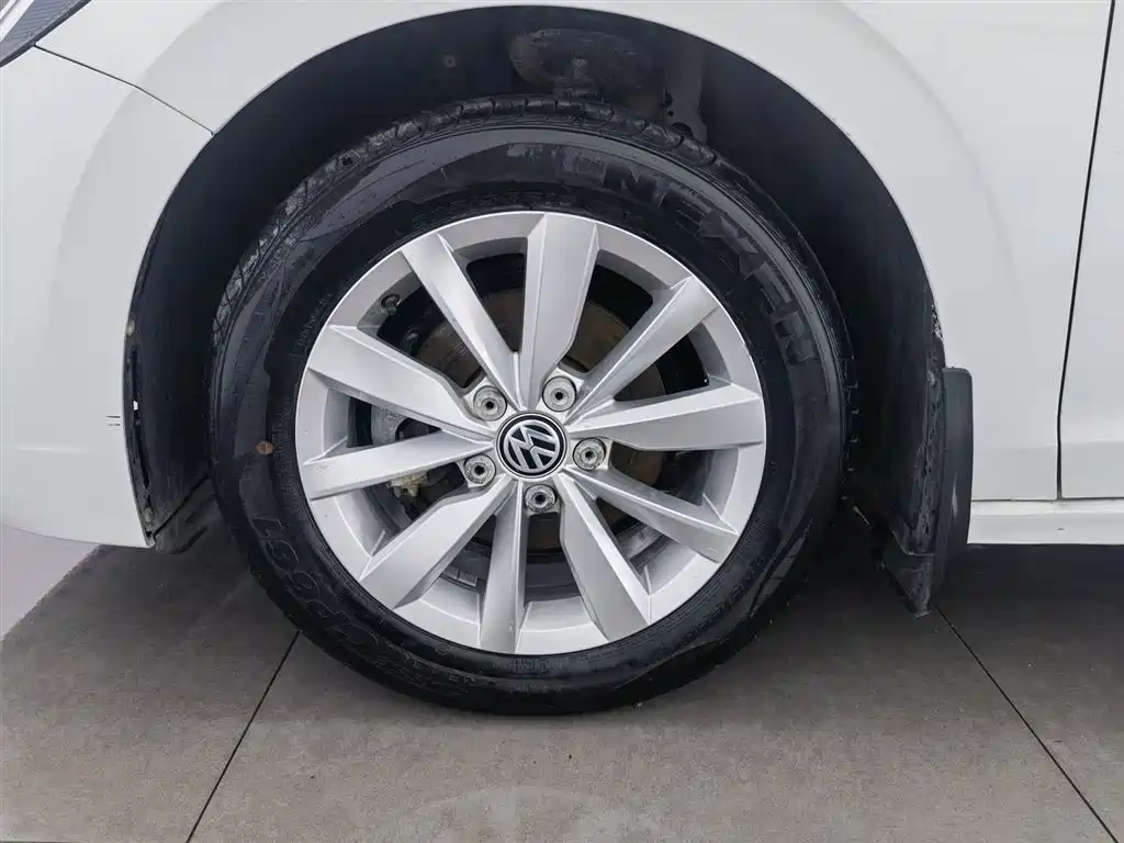 Volkswagen Bora 2019 1.5L Manual Comfort Model фото 17