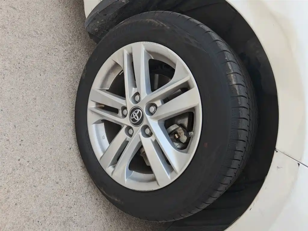 Toyota Levin 2019 185T CVT Luxury Edition China VI фото 23