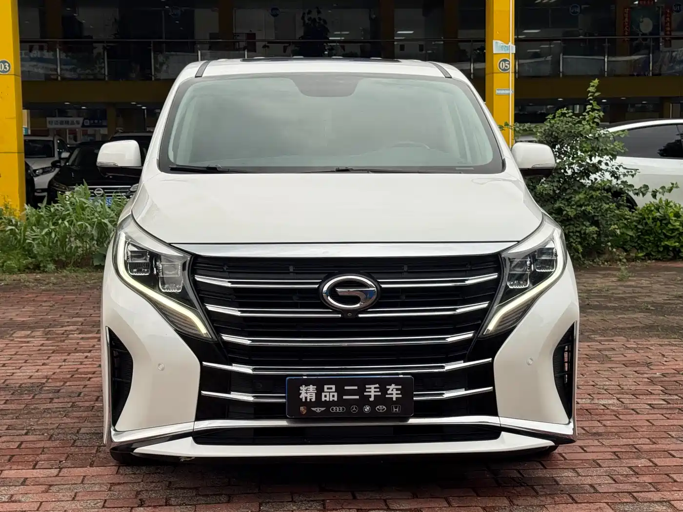 GAC TRUMPCHI M8