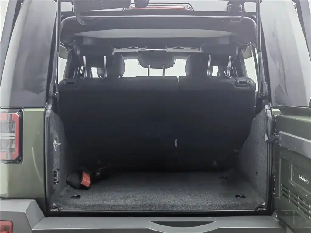 BAIC ORV Beijing Offroad BJ40 2024 Model 2.3T Rainforest Edition фото 16