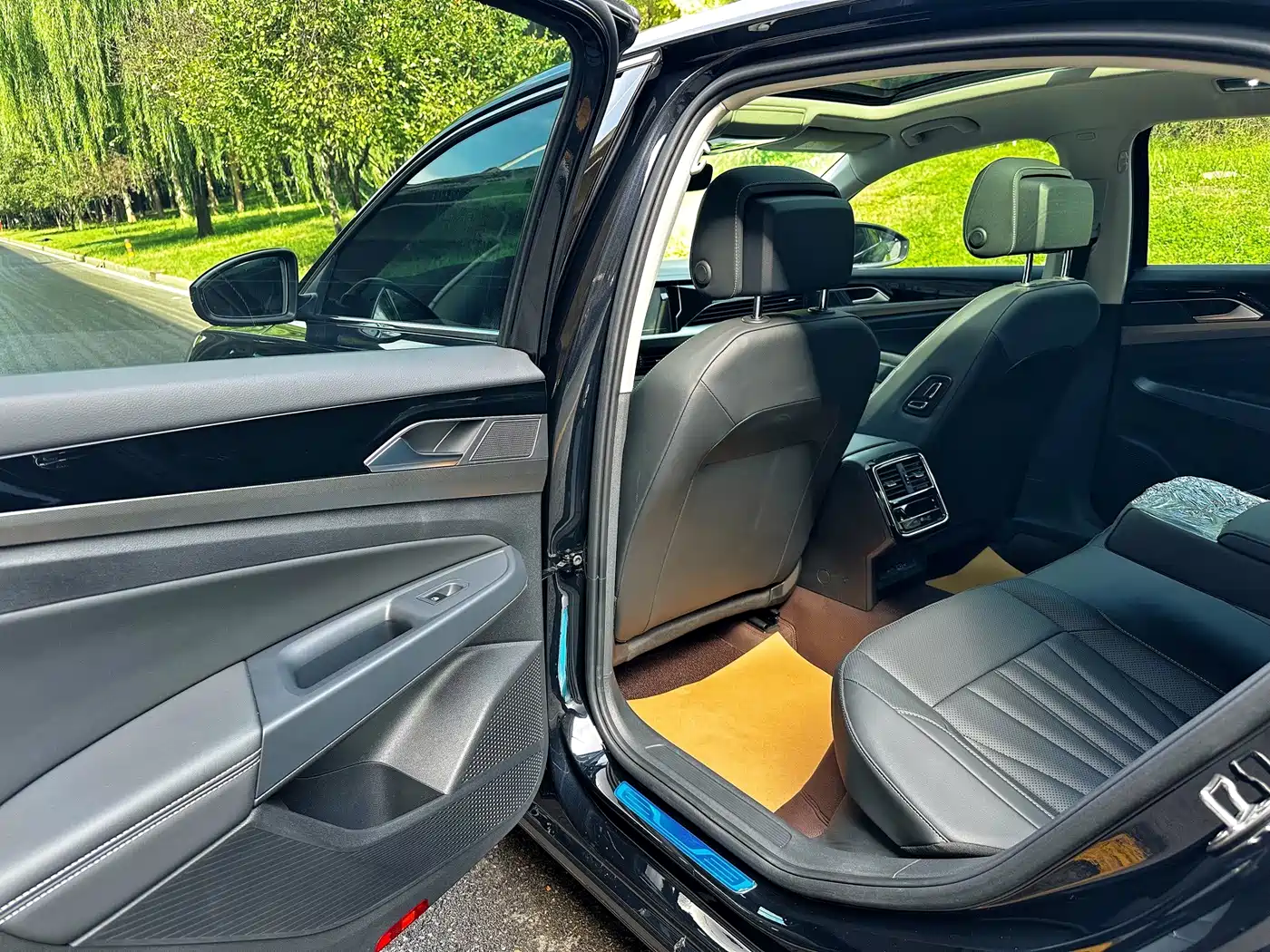 Volkswagen Passat 2026 2026 Outstanding Edition 380TSI Starlight Dragon Soaring Version