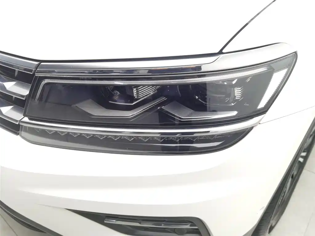 Volkswagen Tiguan L 2018 Facelift 330TSI Automatic 2WD Flagship Edition фото 7