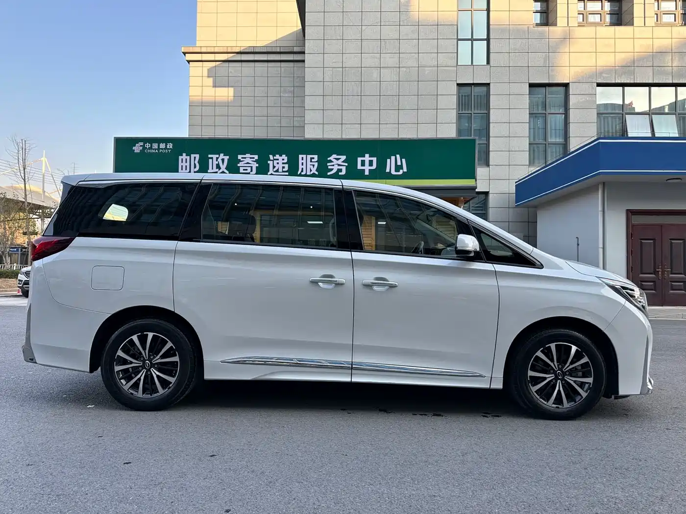 GAC Trumpchi Trumpchi M8 2023 Leading Series 390T Luxury Edition фото 4
