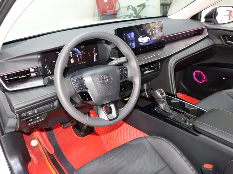 Toyota Camry 2025 2024 2.0GVP Luxury Edition