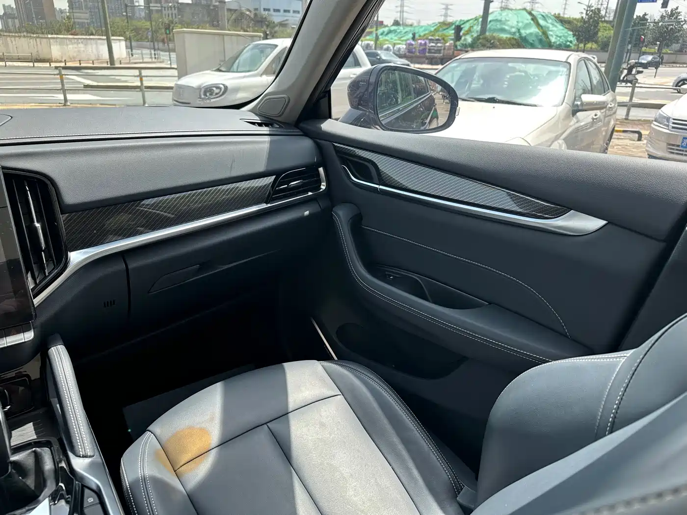 Zhonghua V7 2019 2018 280T Manual Luxury 5-Seater