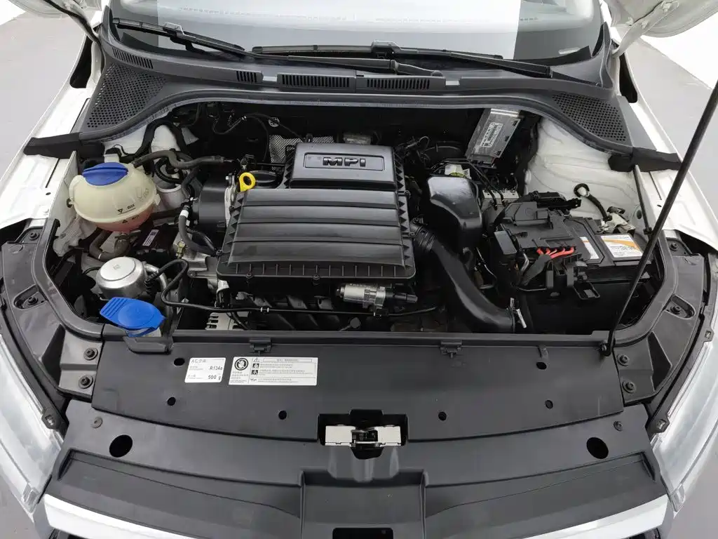 Фото 6 - Škoda Rapid