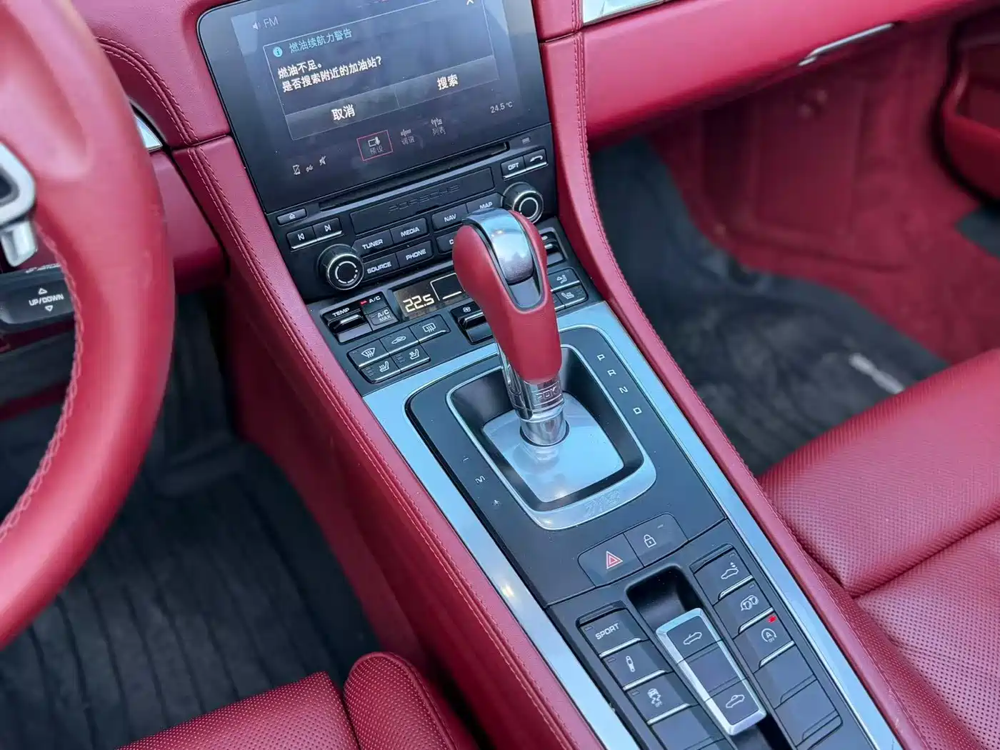 Photo 11 - Porsche 718