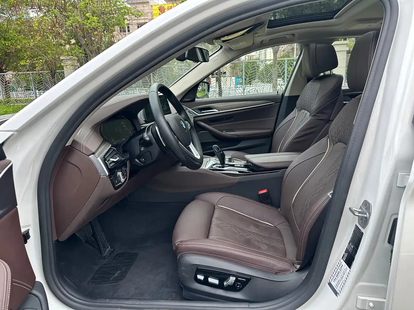 BMW 5 Series 2020 530Li Premium Luxury Package фото 7
