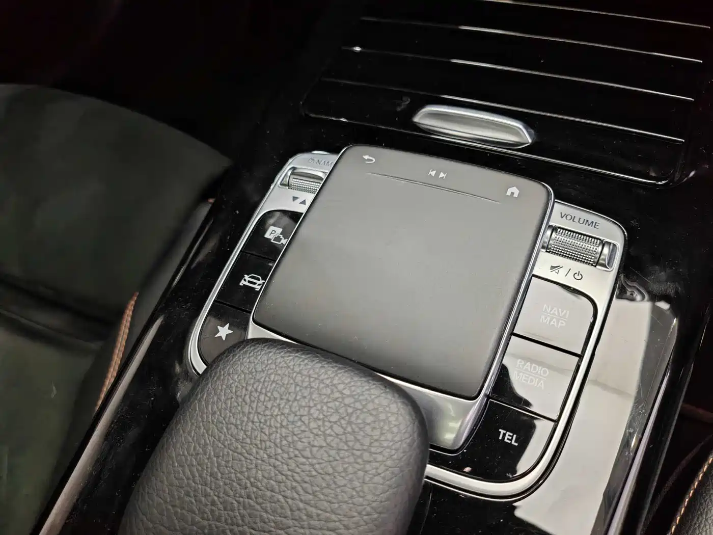Mercedes-Benz A-Class 2019 A 200 L Sport Sedane Pioneer Special Edition фото 18