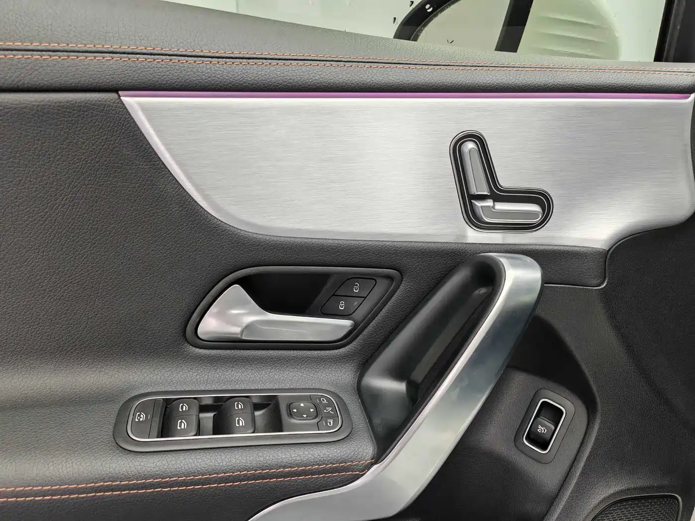 Mercedes-Benz A-Class 2019 A 200 L Sport Sedane Pioneer Special Edition фото 19