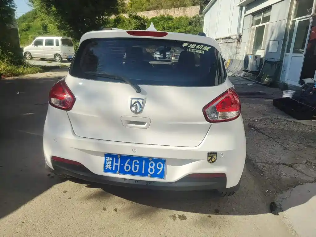 Baojun 310 2016 2016 1.2L Manual Luxury Type