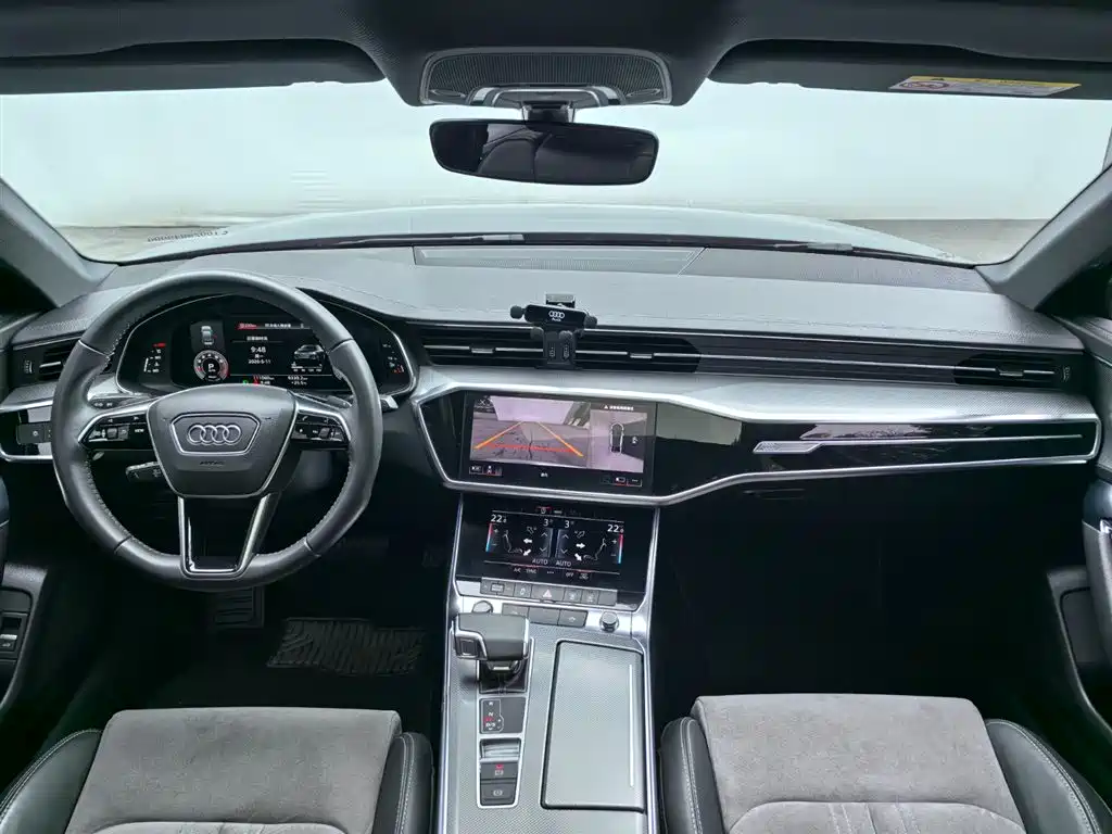 Audi A6L 2021 45 TFSI Exclusive Sport фото 7