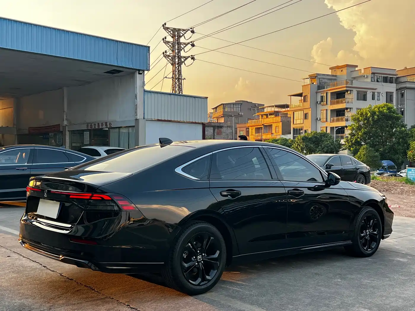 Фото 7 - Honda Accord